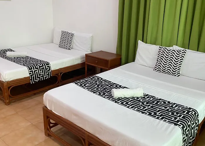 Hmc -malapascua Island Air-conditioned #1 3*